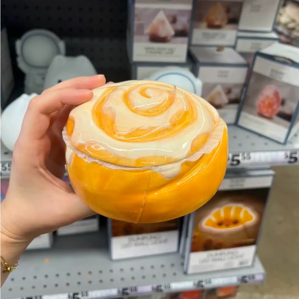 IDSO cinnamon bun AND croissant trinket jars from five below!!!